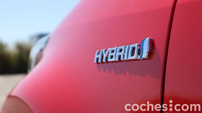 Toyota Yaris Hybrid 2021 Prueba Detalle 1 700x393
