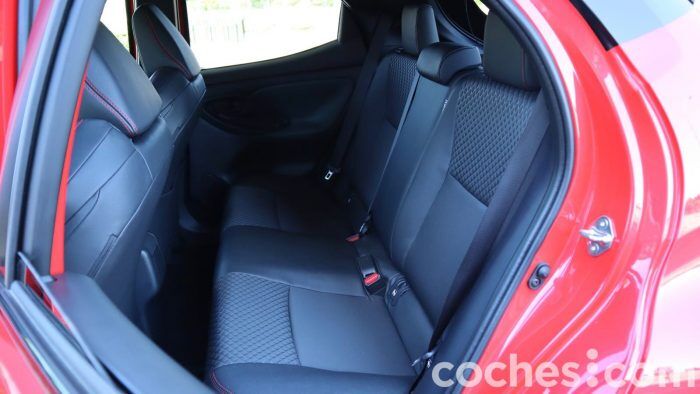 Toyota Yaris Hybrid 2021 Prueba Interior 14 700x394