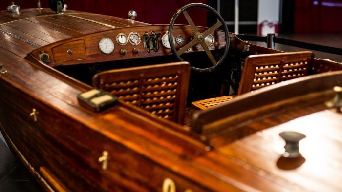 Barcos Alfa Romeo Exposicion Cavalli Marini 13 700x394