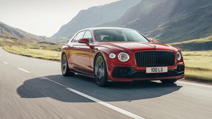 Bentley Flying Spur V8, con dos cilindros menos, sigue siendo igual de apetecible