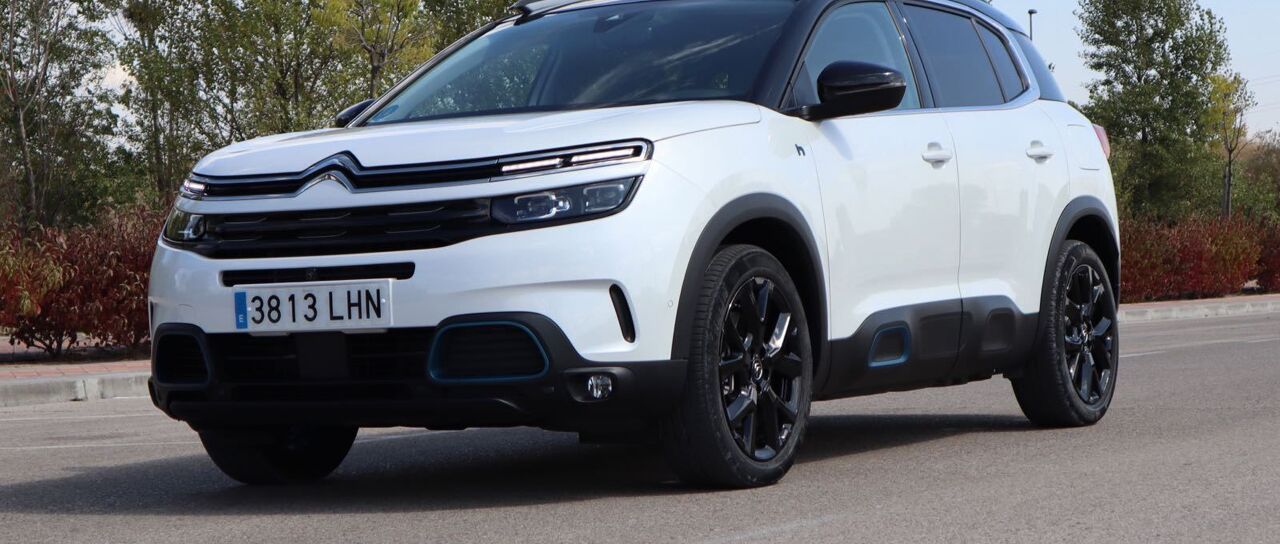 Todas las noticias de coches en un solo portal: Pruebas, fotos, vídeos, informes...