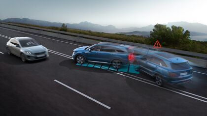 ¿En qué consiste el asistente de frenada tras colisión del Kia Sorento?