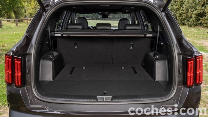 Kia Sorento Diesel Prueba Maletero 1 700x394