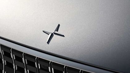 Citroën bloquea las ventas de Polestar en Francia por la similitud de sus logotipos