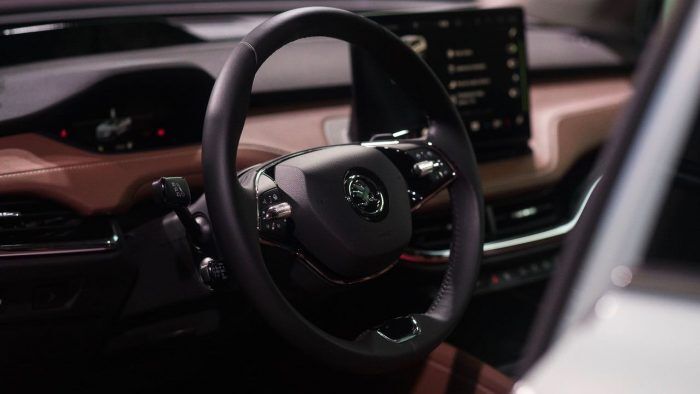 Skoda Enyaq 2021 Contacto Interior 1 700x394