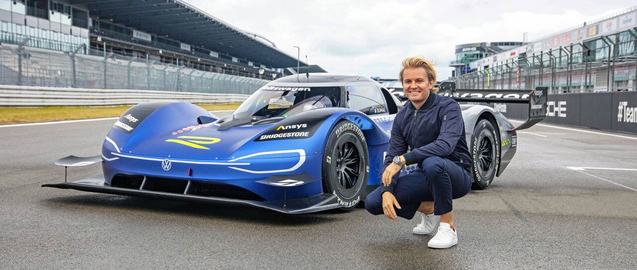 Todas las noticias de coches en un solo portal: Pruebas, fotos, vídeos, informes...