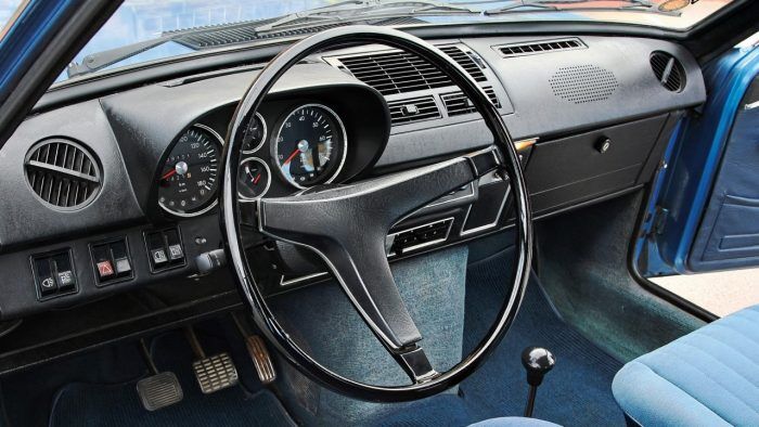 1971 Volkswagen K70 Typ 48 Interior 700x394