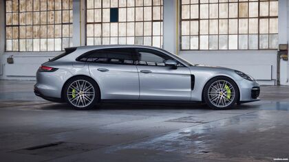 Porsche Panamera 4 E-Hybrid Sport Turismo  2021