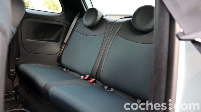 Fiat 500 Hybrid Prueba Interior 1 700x393