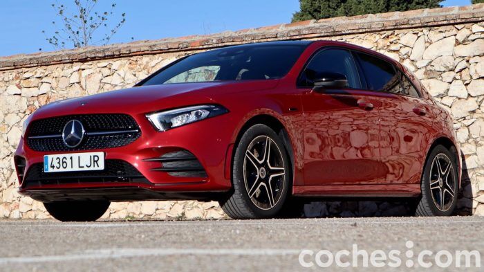 Mercedes A 250e Prueba 6 700x393