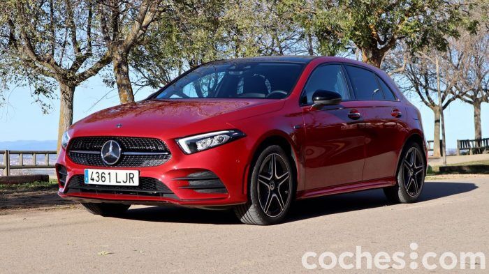 Mercedes A 250e Prueba 9 700x393