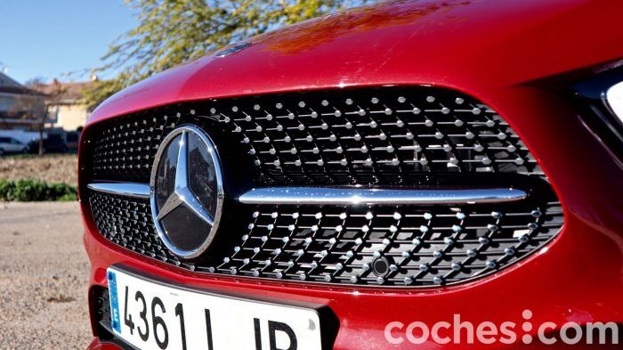 Mercedes A 250e Prueba Detalle 2 700x393