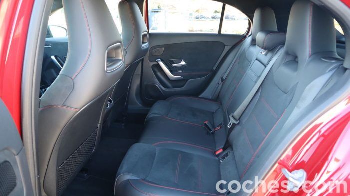 Mercedes A 250e Prueba Interior 17 700x393