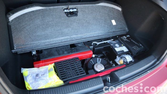 Mercedes A 250e Prueba Maletero 1 700x394