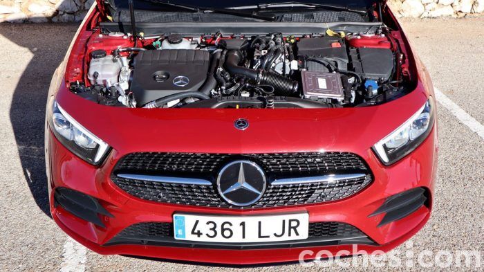 Mercedes A 250e Prueba Motor 1 700x393