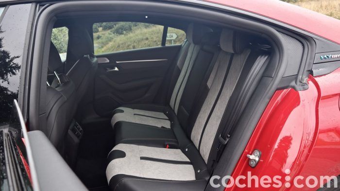 Peugeot 508 Hybrid Prueba Interior 6 700x393