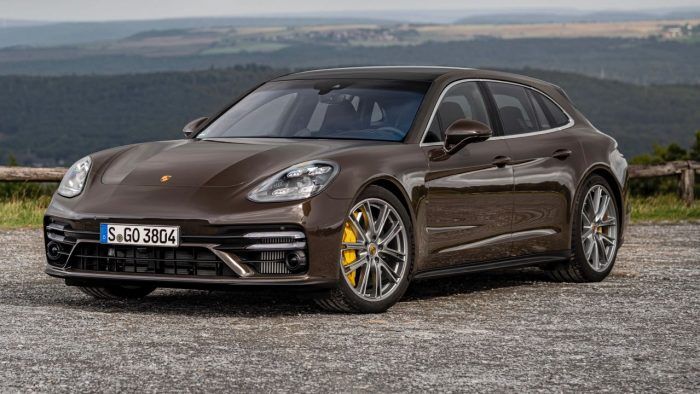 Porsche Panamera Sport Tourer Turbo S 2021 10 700x394