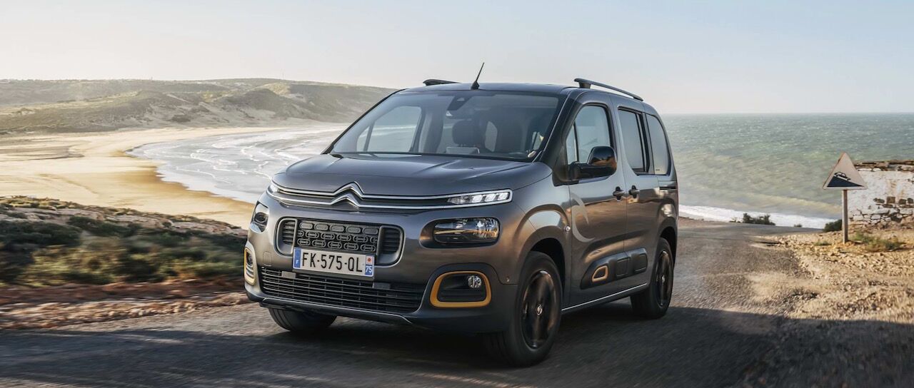 Todas las noticias de coches en un solo portal: Pruebas, fotos, vídeos, informes...