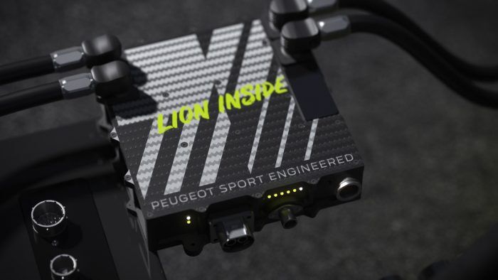 Peugeot Hybrid4 Competicion 8 700x394