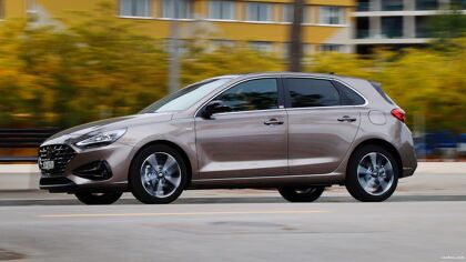 Hyundai i30 Hybrid 2021