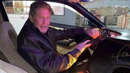 David Hasselhoff ha vendido a KITT y su precio asusta