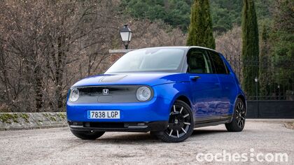 Honda e Advance 154 CV, prueba a fondo del eléctrico más pintón