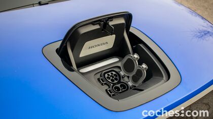 Solo el 7,5 % de los conductores se plantea comprar un coche eléctrico