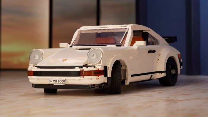 LEGO Porsche 911 Turbo 1 700x394
