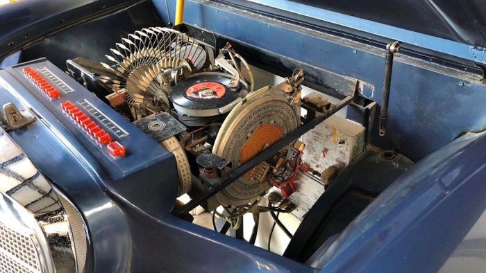 Mercedes Benz Jukebox 8 700x394