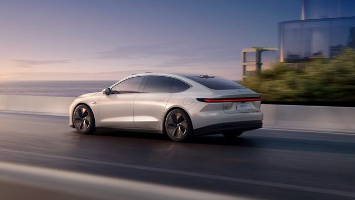 NIO ET7 2022 20 700x394