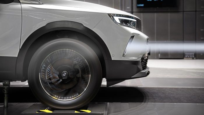 Opel Mokka Aero 1 700x394