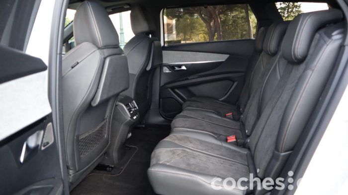 Peugeot 5008 Prueba Interior 13 700x393