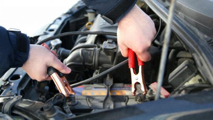 Pinzas Bateria Coche 700x394