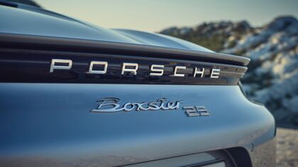 Historia del Porsche Boxster, el coche que rescató a la marca