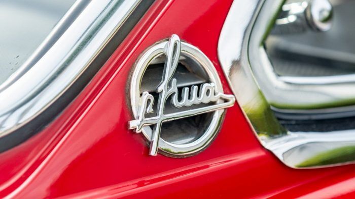 1968 BMW Glas 3000 V8 13 700x394