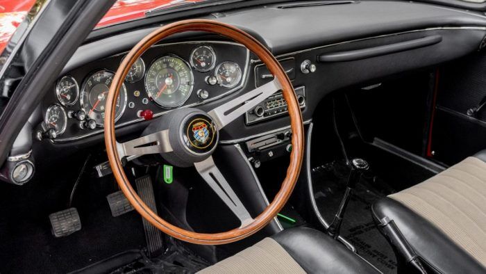 1968 BMW Glas 3000 V8 19 700x394