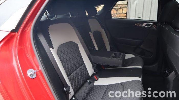 Kia Proceed Diesel Prueba Interior 19 700x393