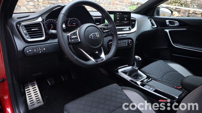 Kia Proceed Diesel Prueba Interior 2 700x393