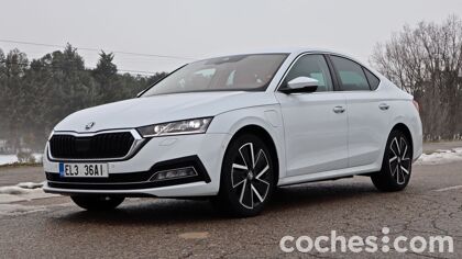 Skoda Octavia iV: prueba contacto con el híbrido enchufable