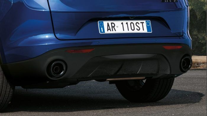 Alfa Romeo Stelvio Sprint Plus 2021 3 700x394