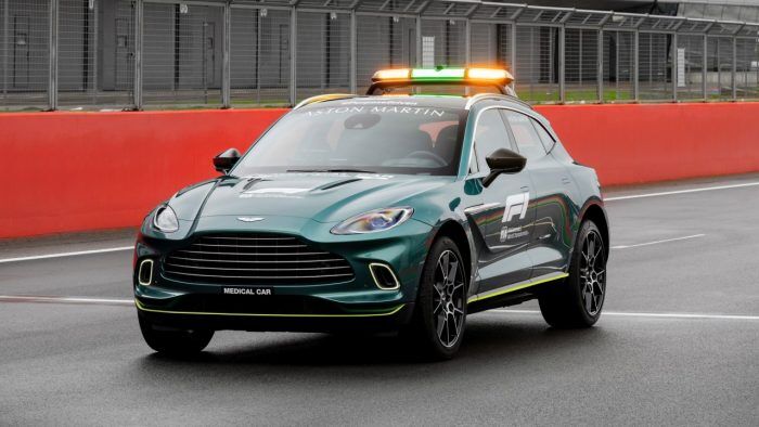 Aston Martin DBX Coche Medico F1 2021 4 700x394