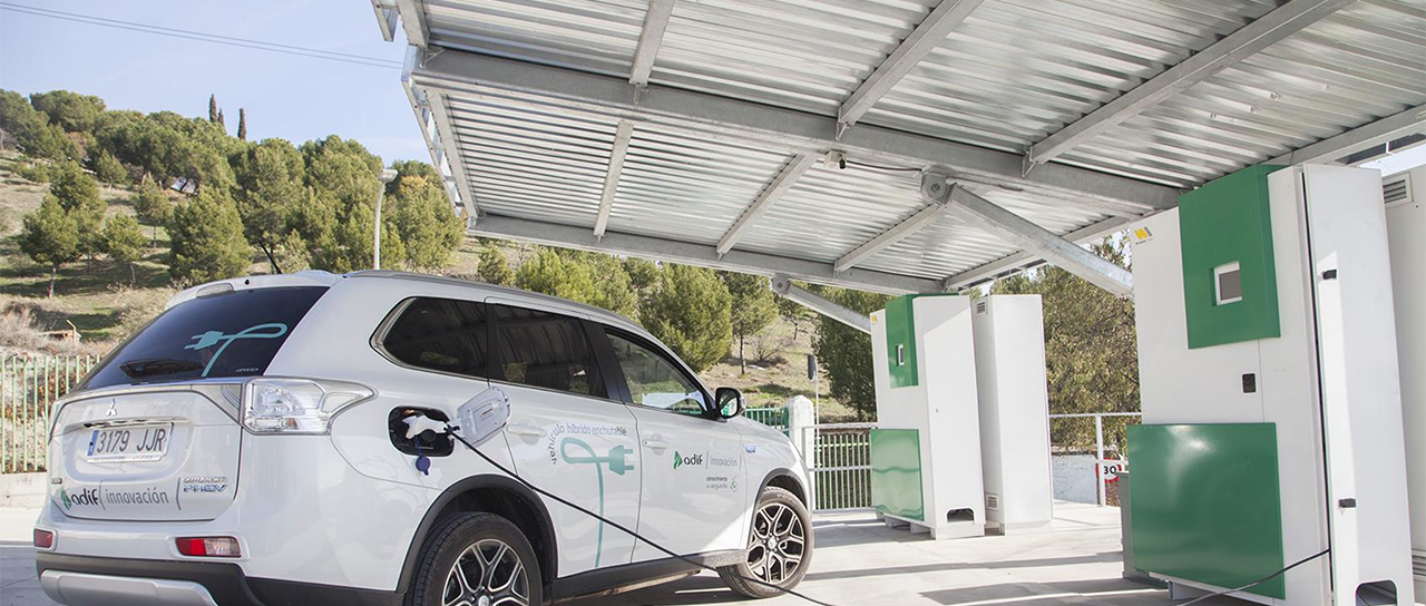 Todas las noticias de coches en un solo portal: Pruebas, fotos, vídeos, informes...