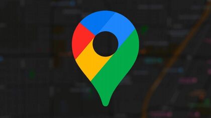 ¿Cómo se activa y qué ofrece el modo oscuro de Google Maps?