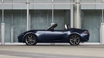 Mazda MX-5 Blue&Red Edition, solo para la carrocería roadster de 184 CV