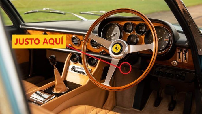 1965 Ferrari 500 Superfast Serie 1 Interior Editada 1 700x394