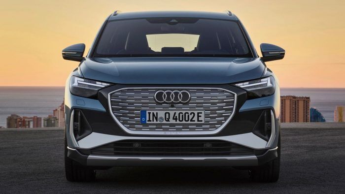 Audi Q4 E Tron 2021 9 700x394