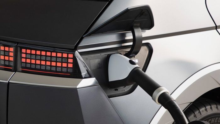 Hyundai E Pit Electrolineras 1 700x394