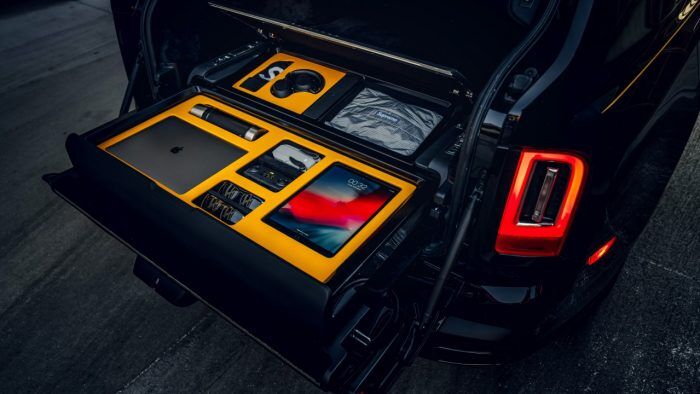 Rolls Royce Cullinan Maletero Modulo De Recreacion 7 700x394