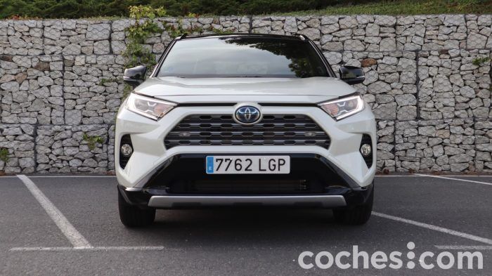 Toyota RAV4 AWD I Prueba 4 700x393