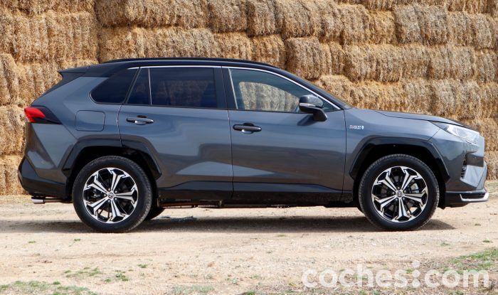 Toyota RAV4 PHEV Prueba 5 700x415